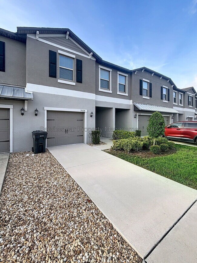 Photo - 9528 Pembrooke Pines Dr