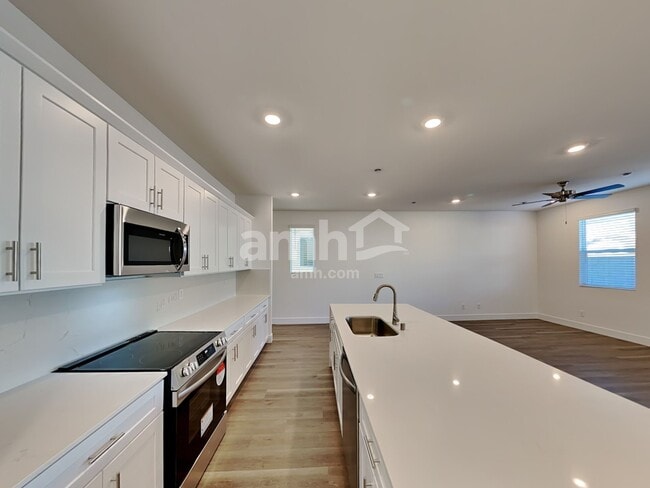 Photo - 6458 Marthas Vineyard Ave