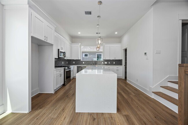 Photo - 1935 Knoll St