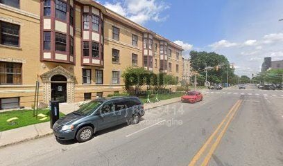 Building Photo - 126 E Vermont St