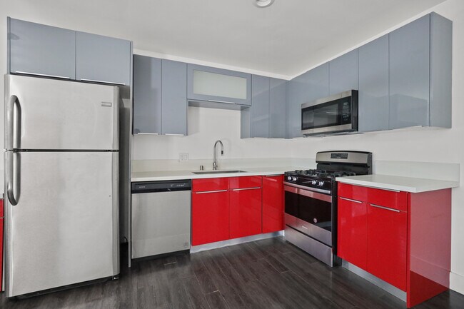 Photo - 1321 W. 36th Pl.