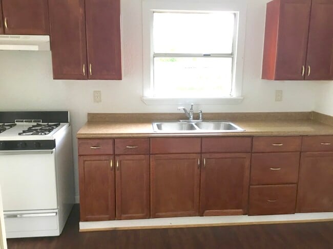 kitchen - 2127 B Street
