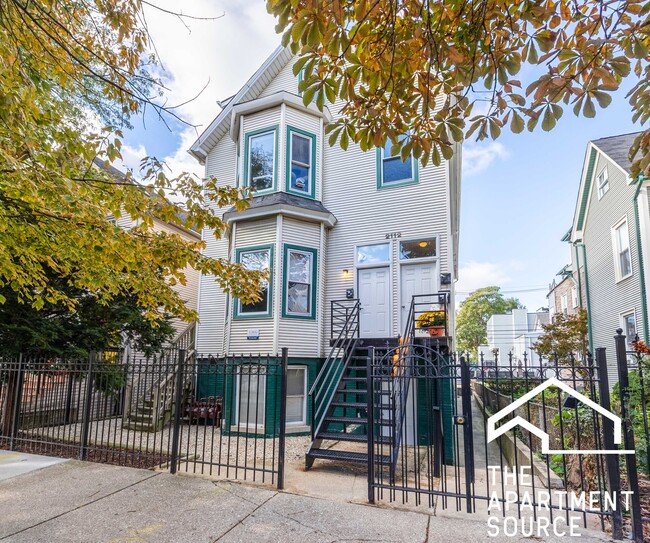 Photo - 2112 N Campbell Ave Unidad GDN