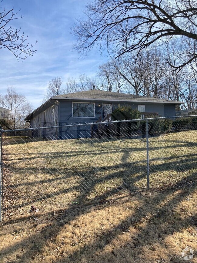 Building Photo - 5935 Cypress Pl Rental