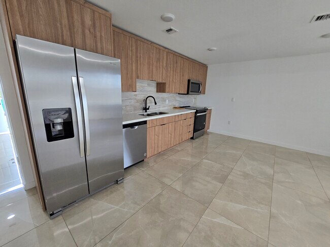 26151 SW 147th Ave