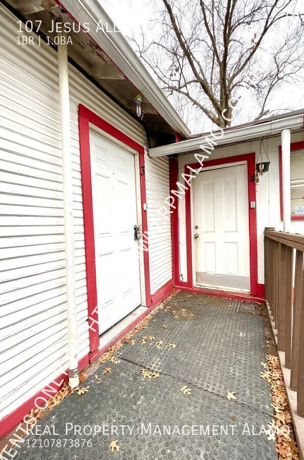 Photo - 107 Jesus Alley