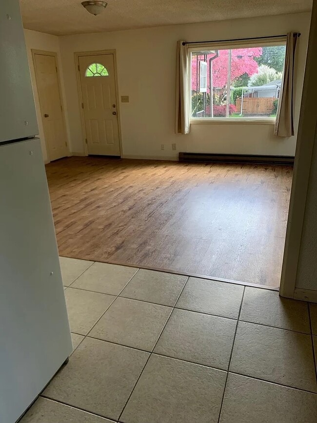 Photo - 9660 N Central St