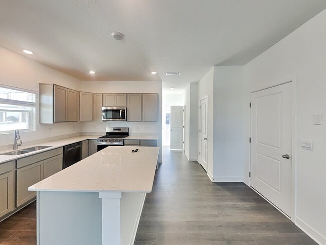 Photo - 6199 Rhinecliff Dr