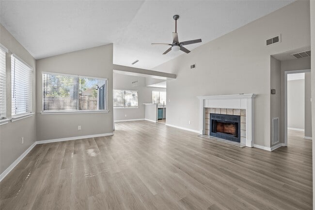 Photo - 16167 Golden Sands Dr