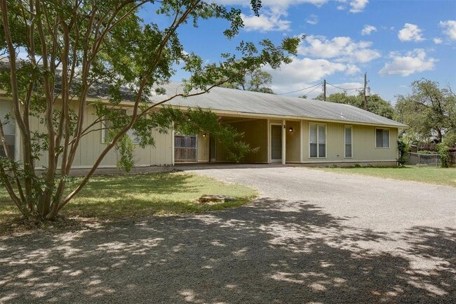 Photo - 3114 Plantation Rd