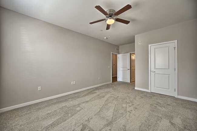 CenterPointe Apartments