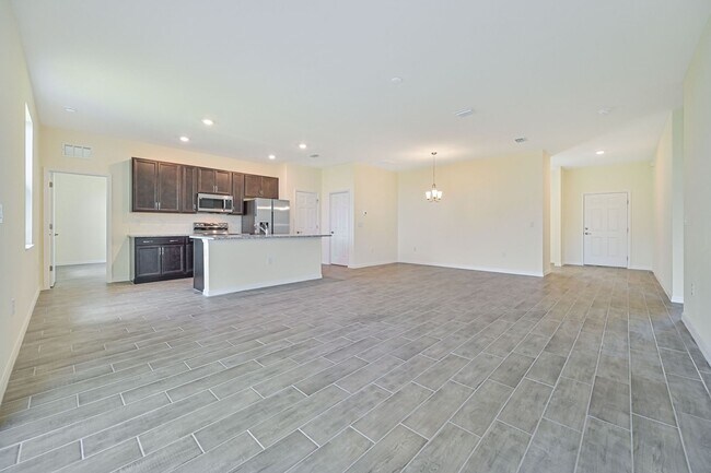 Photo - 2832 NW 21st Pl
