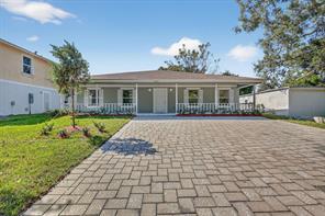 South 33rd Street, Fort Pierce, FL 34947 - 3 BR 2 BA single-family home