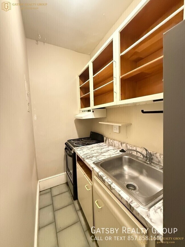 Photo - 6 Arlington St Unit 11R