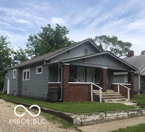 Photo - 833 N Gladstone Ave