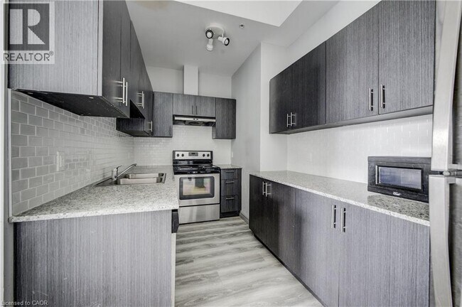 Photo - 275 Larch St Unit G105