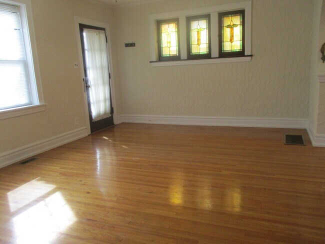 Photo - 1081 Terrace Dr