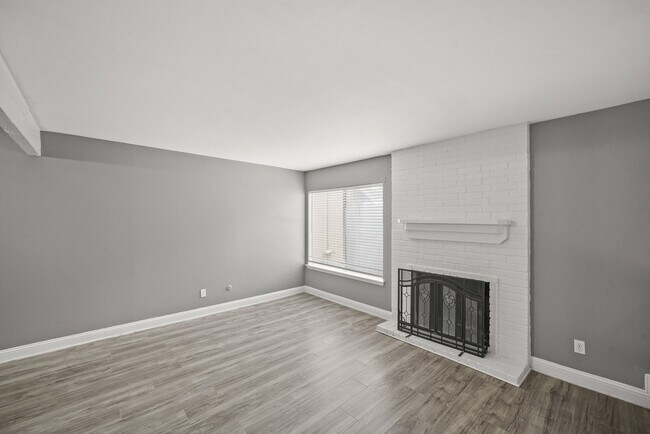 Photo - 2313 Crescent Park Dr Unit 274