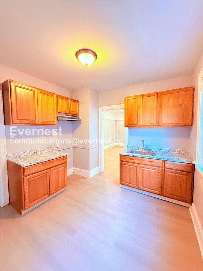 Photo - 2302 Hazelwood St Unidad 1