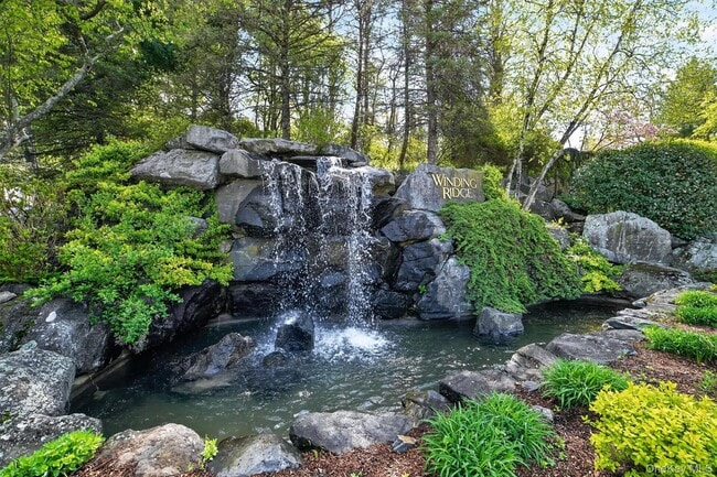 Building Photo - 107 Winding Ridge Rd Unit 107