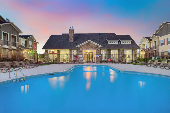Building Photo - The Reserve at Fountainview Rental