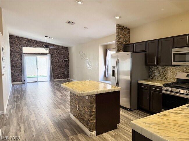 Photo - 4455 Prosperity Point St