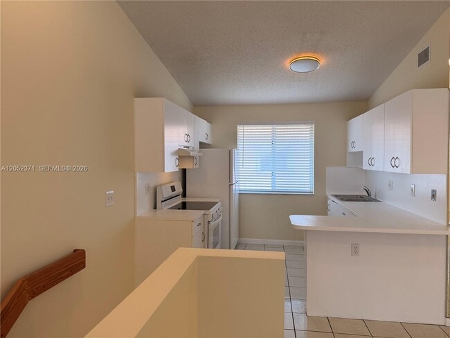 Photo - 8019 Lake Dr Unit 202