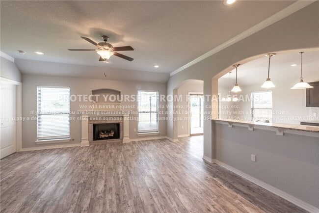 Photo - 4505 W Divide Dr