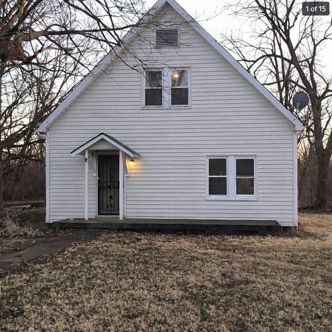 Building Photo - "Charming 3-Bedroom Home with Spacious Layout in Indianapolis!"