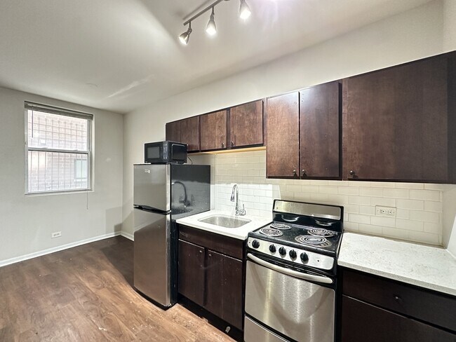 Photo - 1627 N Humboldt Blvd Unit D2