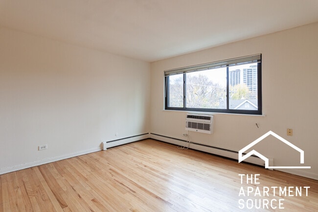 Photo - 540 W Roscoe St Unit 581