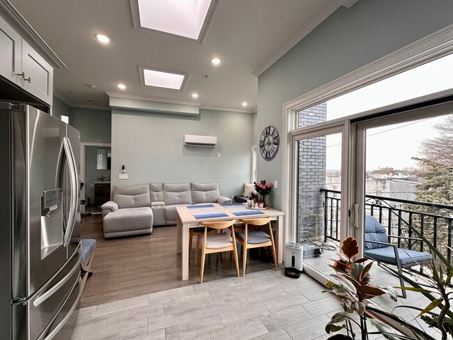 Photo - 37 Spruce St Unit 5