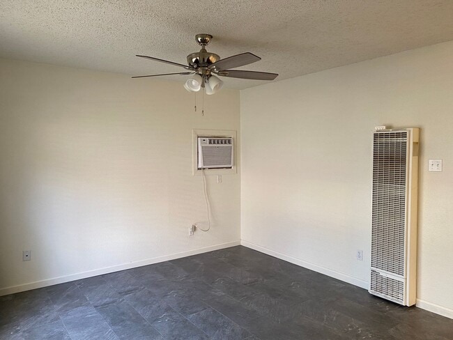 Photo - 109 Sasser Dr Unit Apt #4