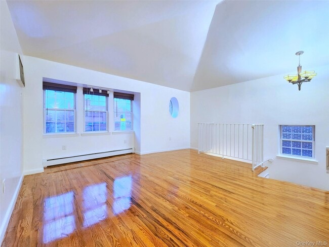 Photo - 3080 Middletown Rd Unit 2nd Floor