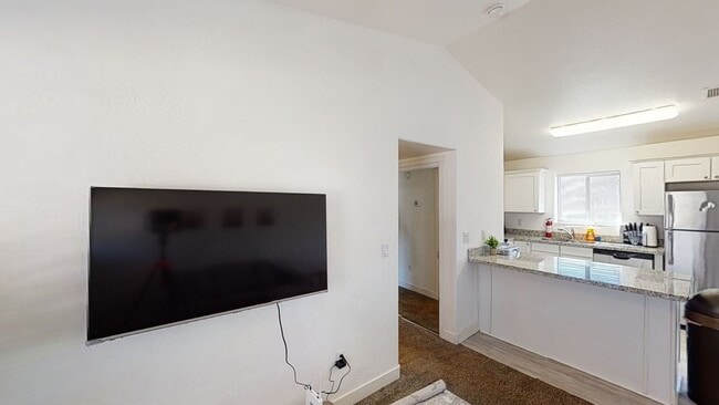 Photo - Ken-561 N 10th Pl. Show Low, AZ 85901 Unit 103