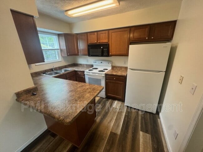 Photo - 130 Heather Rd Unidad #D