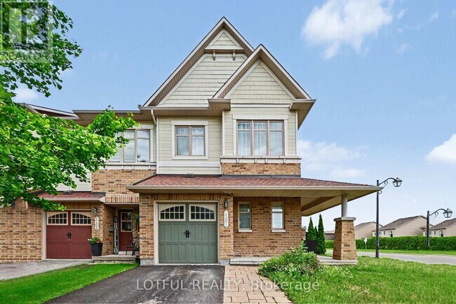 Photo - 2201 Marble Cres