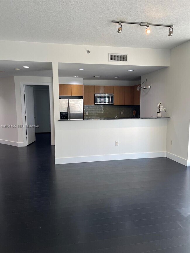 Photo - 1050 Brickell Ave Unit 1820