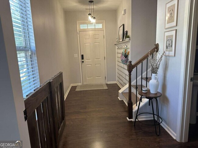Photo - 236 Highland Village Ln