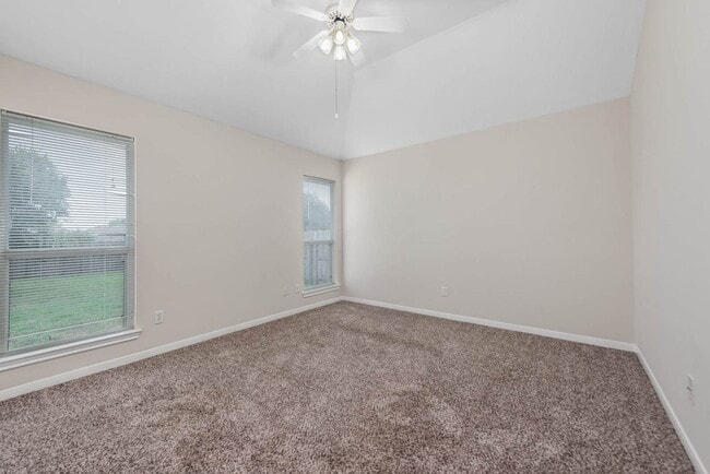 Photo - Gorgeous 3 Bed, 2 Bath in Edelweiss Estates!