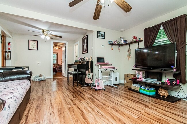 Photo - Please View 3D Virtual Walk-Through Before Scheduling a Showing