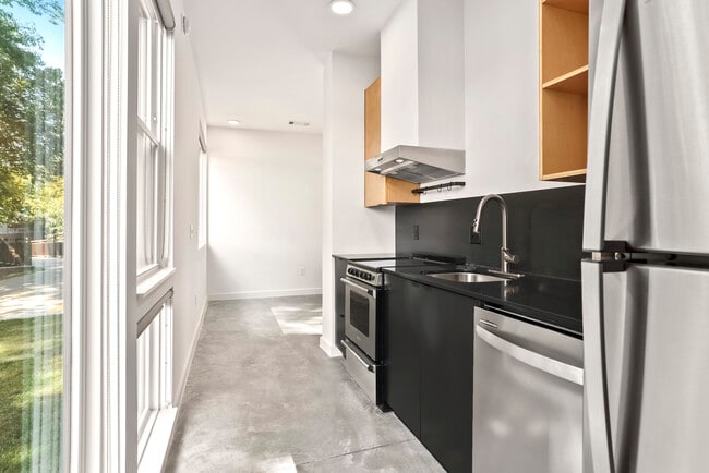 Richland 0/1 Kitchen