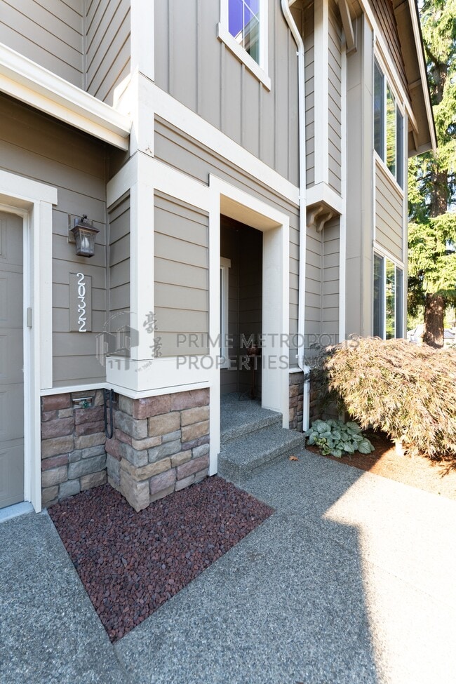 Photo - 20322 10th Ave W