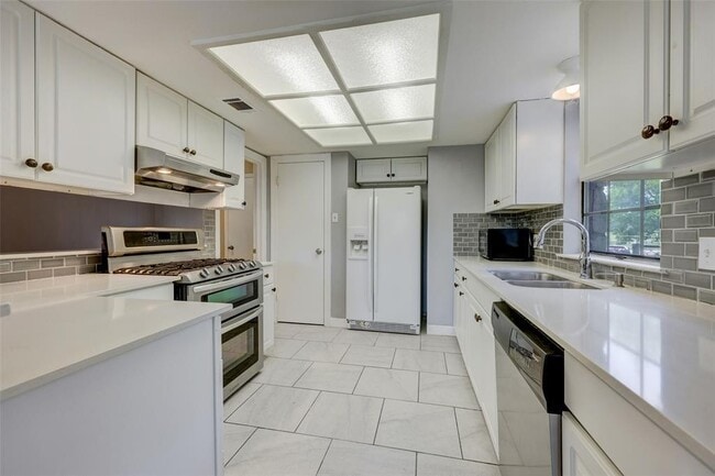 Photo - 1401 Mills Meadow Dr