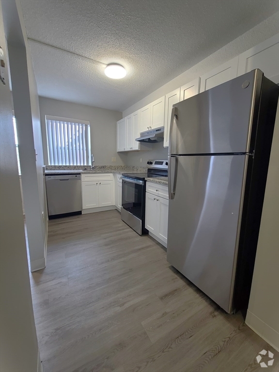Building Photo - 48 Peninsula Pl Unit 315 Rental