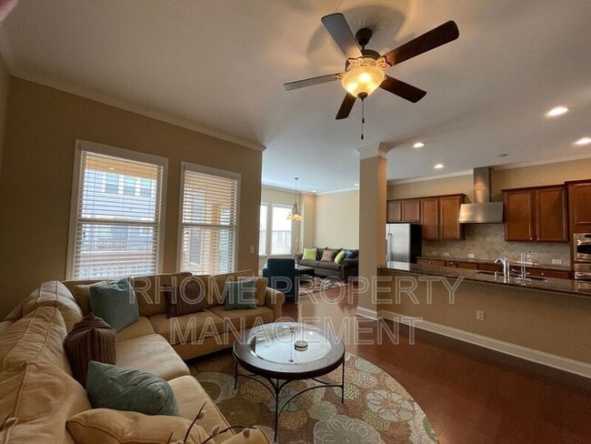 Photo - 1145 Parktown Dr SW