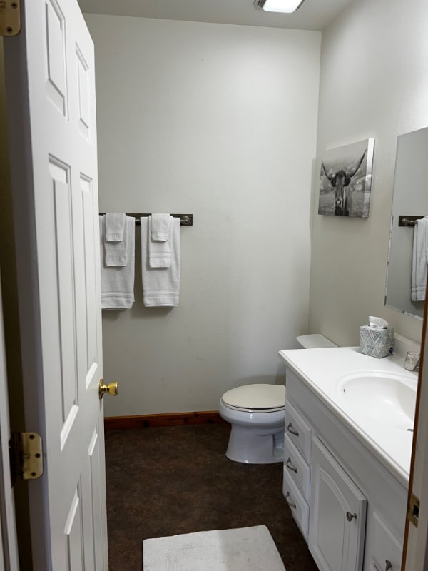 Photo - 116 S Main St