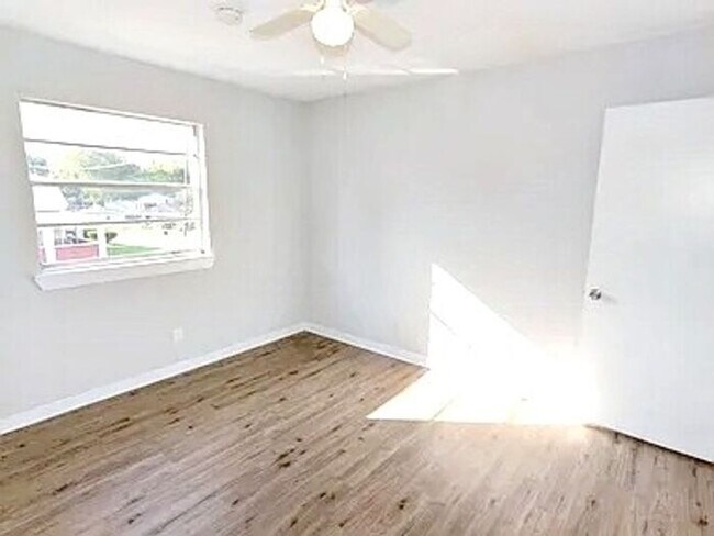 Photo - 2032 Stouts Rd Unidad h