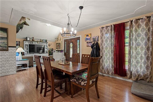 Photo - 3054 Bedillion Rd
