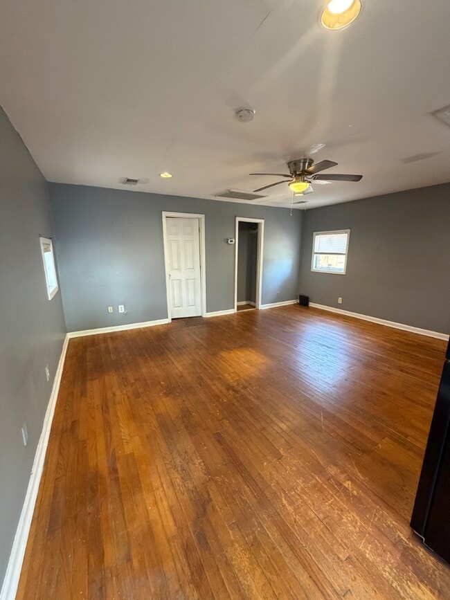 Photo - 13 Elmwood Ave